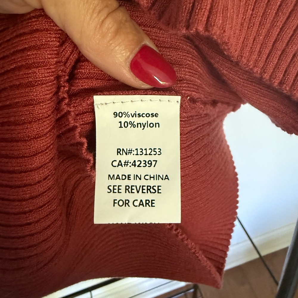 Pink Martini Scarlet Ribbed Tank Top - Picture 4 of 6